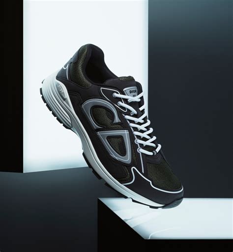 Men's Designer B30 Trainers .